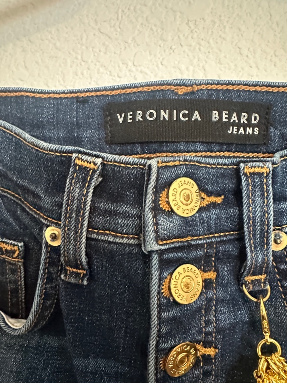 Veronica Beard Debbie embellished button butterfly stretch jeans 24 - Picture 5 of 9